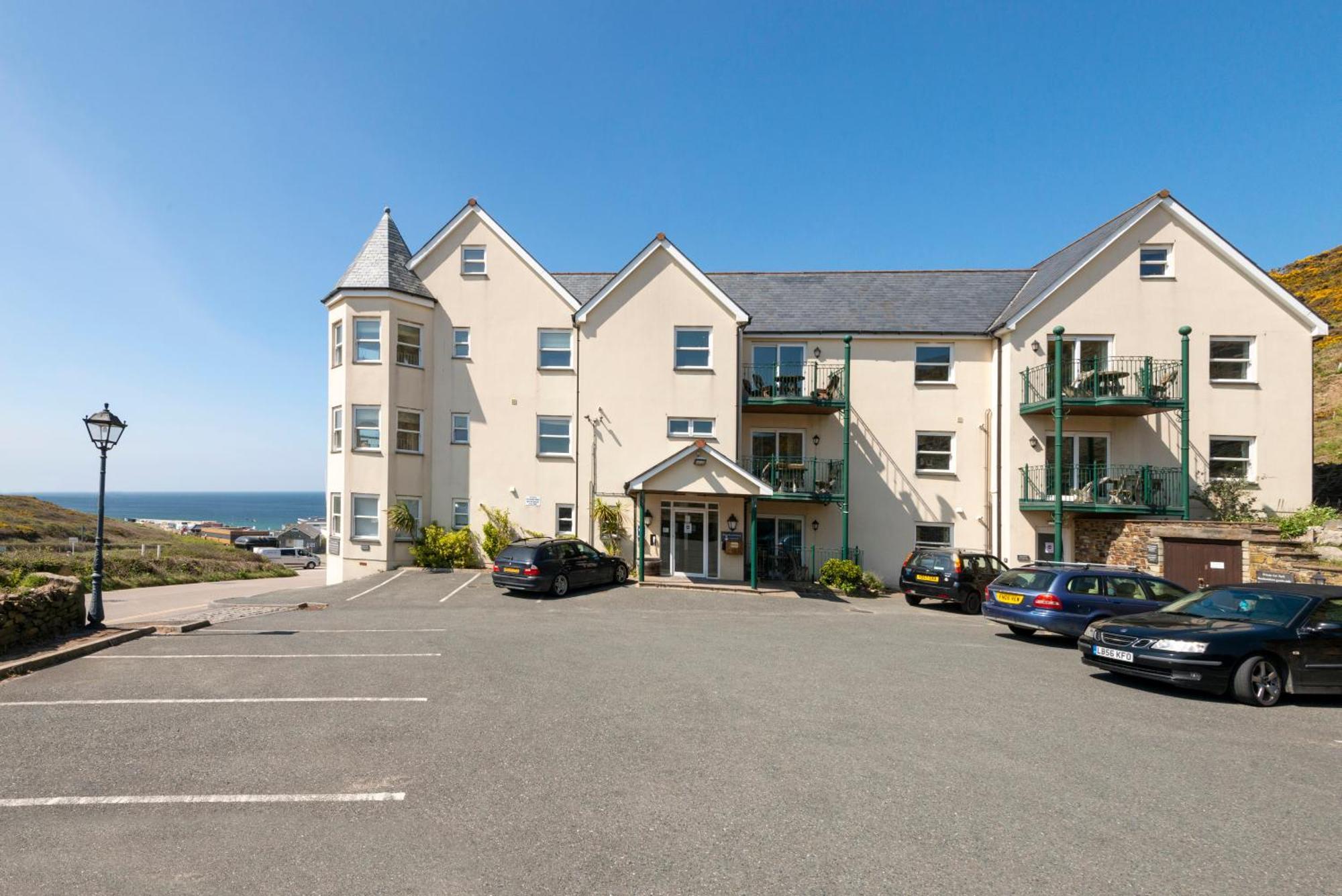 Beachcombers Apartments Newquay  Bagian luar foto