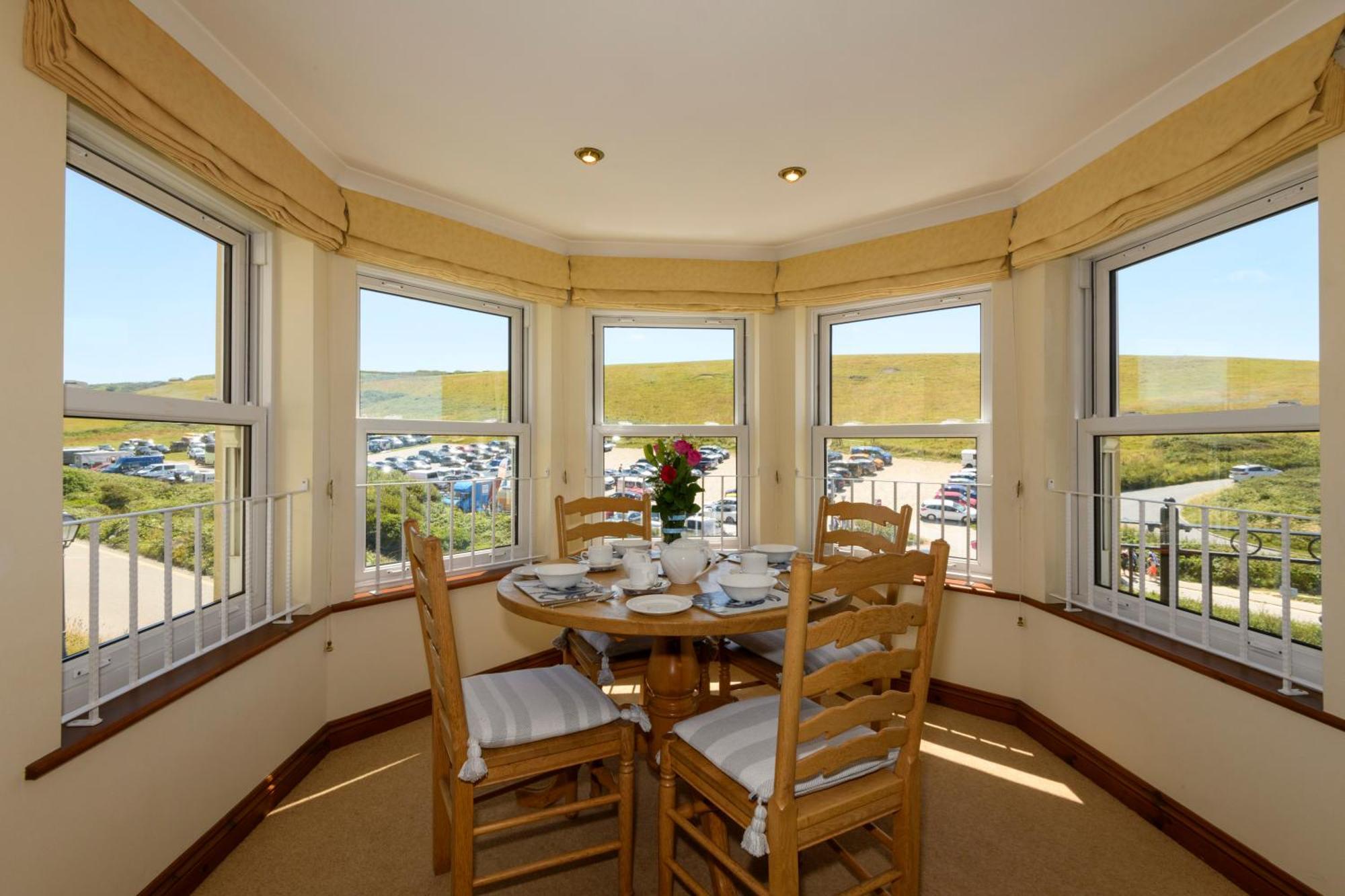 Beachcombers Apartments Newquay  Bagian luar foto