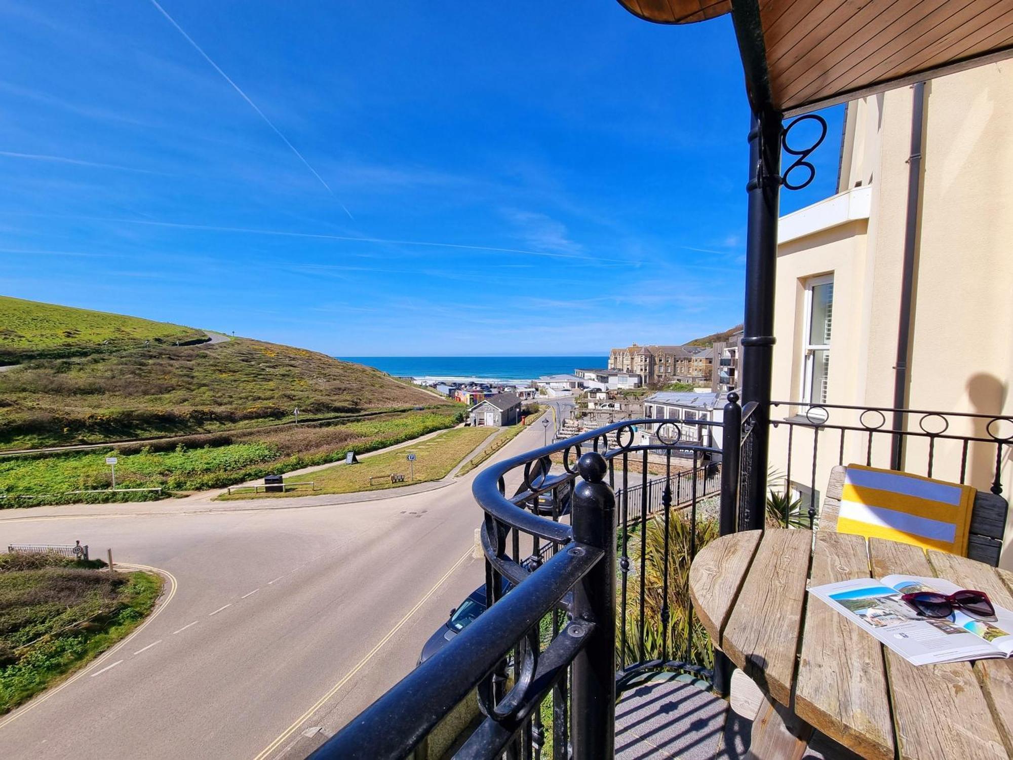 Beachcombers Apartments Newquay  Bagian luar foto