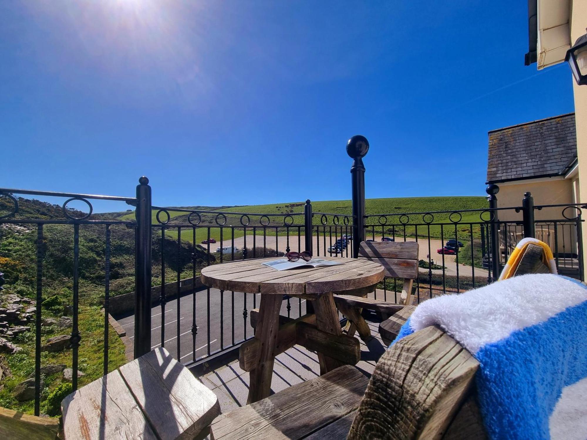 Beachcombers Apartments Newquay  Bagian luar foto